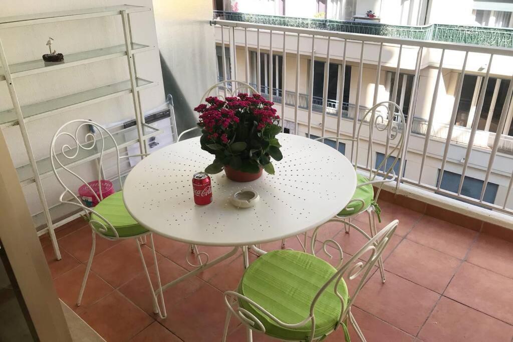 Studio Centre Nice Proche De Mer Exterior foto